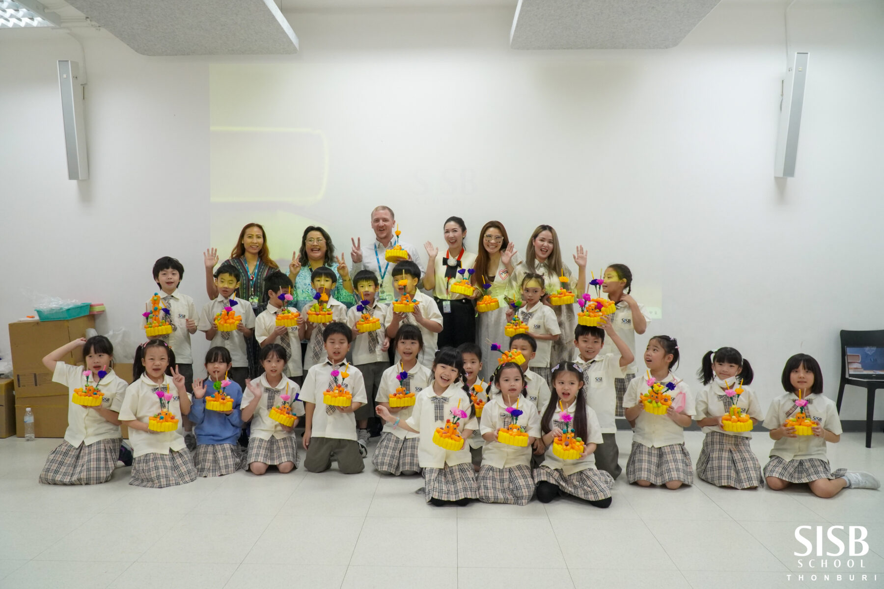 20241111,12,15 Primary Loy Krathong Ceremony (14)