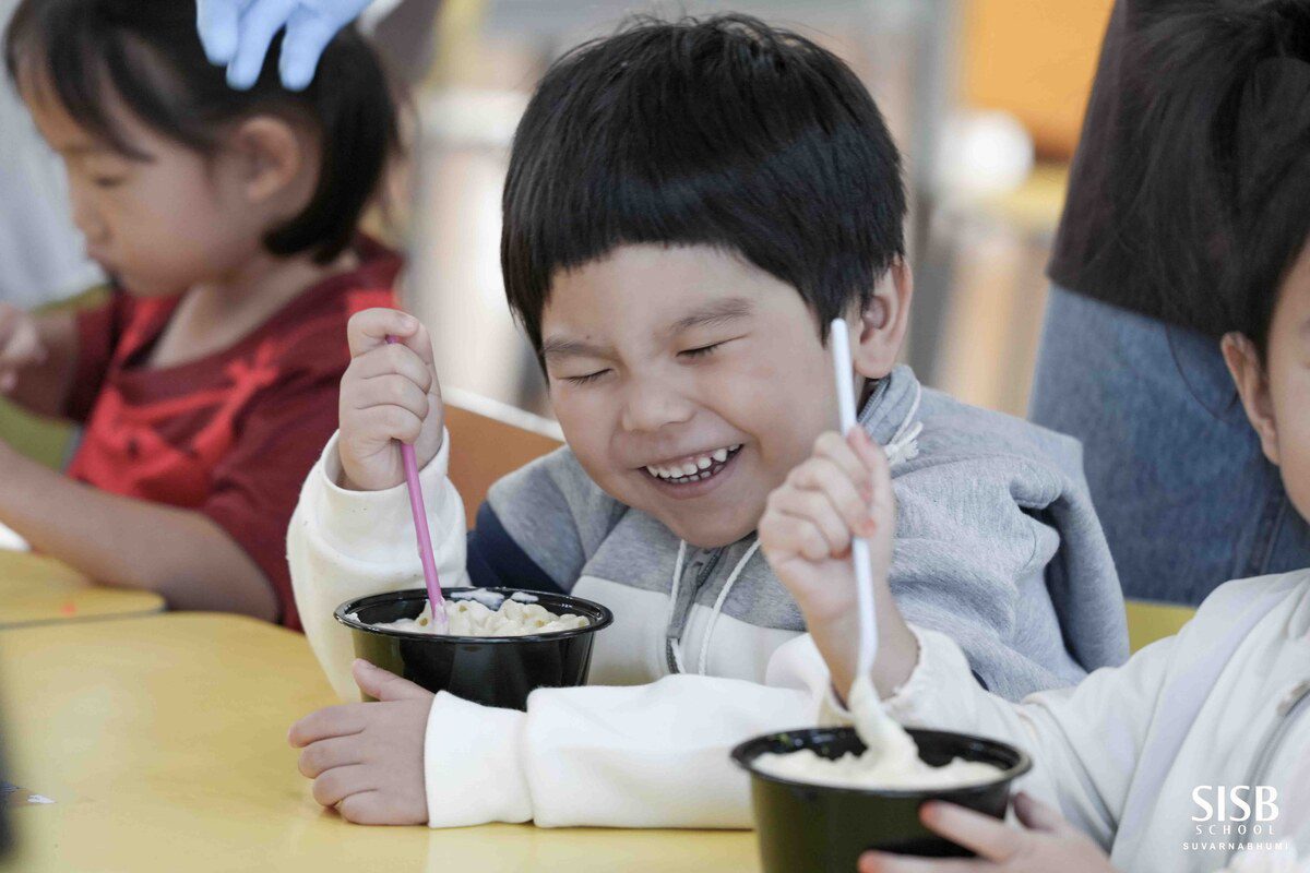 PC 2025.11.28 N2 Cooking Activity with Little Something 11