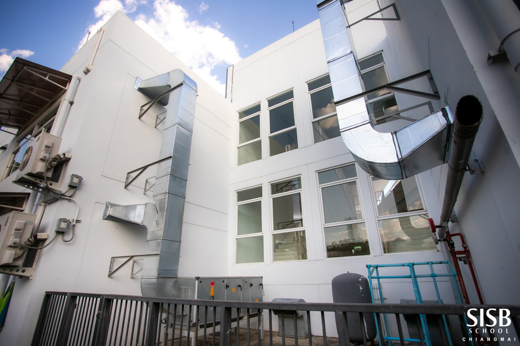 627675220 1314715764007438 1413358802532710721 n